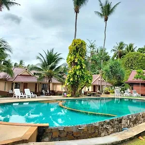 https://saladan-beach-resort.koh-lantahotels.net